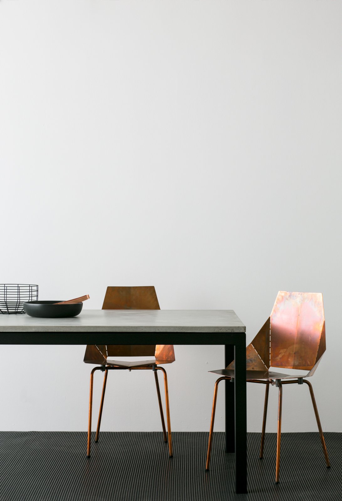 Spectre Dining Table - Image 4