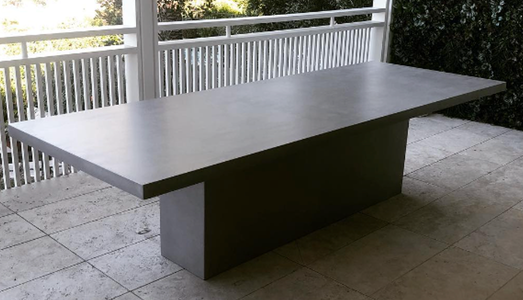 Lifestyle Dining Table