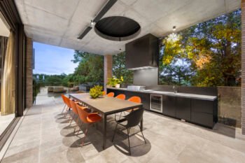Spectre outdoor Americano